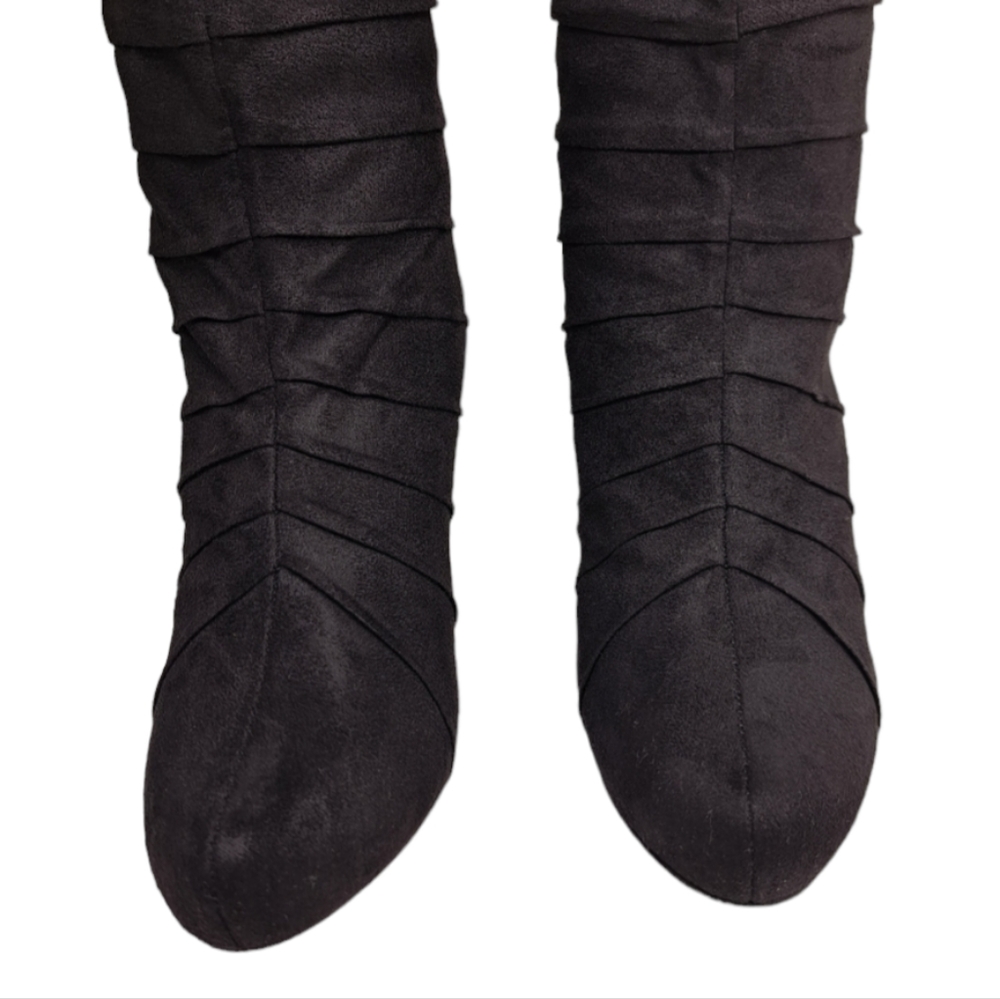 Velvet Heart Faux Suede Black Calf Women's Boots 8.5M - Picture 2 of 14